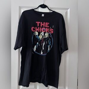 Vtg Dixie Chicks Graphic T-Shirt with The Chicks Design